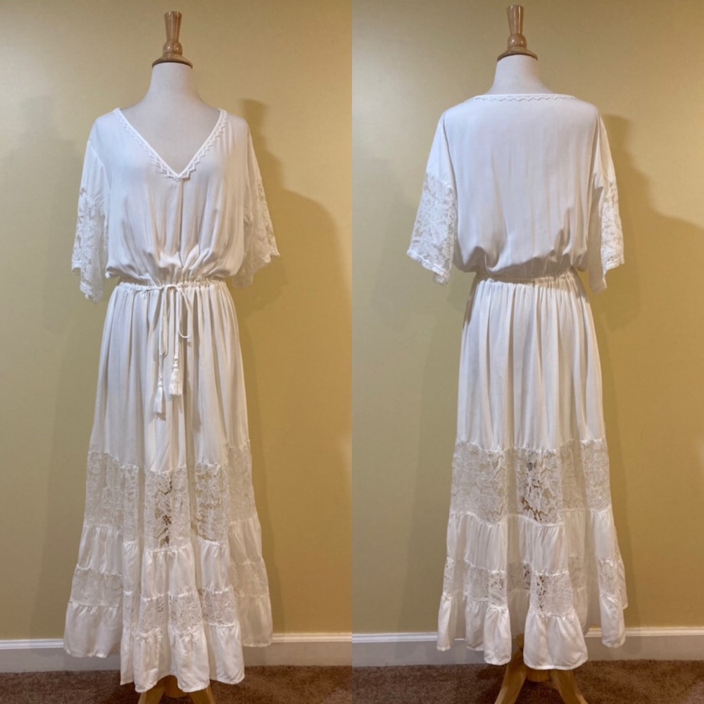Romantic Tassel Floral Lace White Boho Maxi Dress - Picture 4 of 7